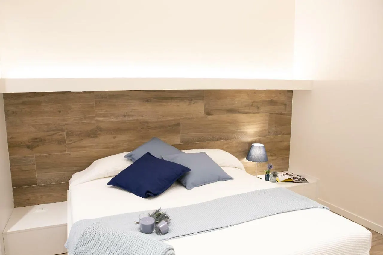 Ml Rooms Lovere